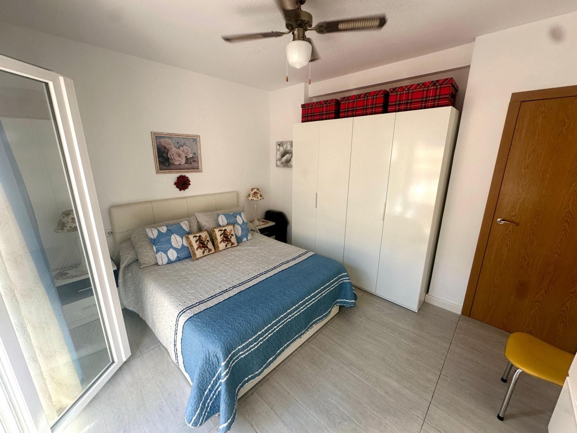 Dormitori de Apartament en venda en Alicante / Alacant amb Aire condicionat, Calefacció i Balcó