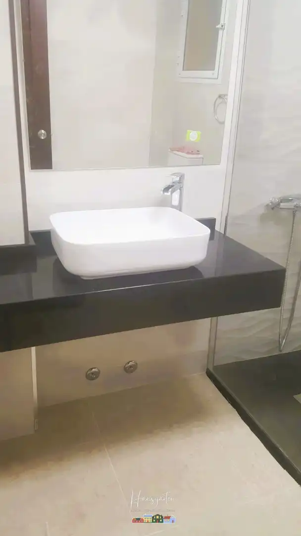 Bany de Dúplex en venda en San Bartolomé de Tirajana amb Aire condicionat, Terrassa i Traster