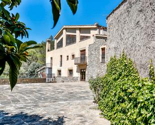 Vista exterior de Finca rústica en venda en Manresa amb Piscina