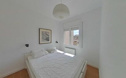 Bedroom of Flat for sale in  Barcelona Capital  with Air Conditioner and Heating