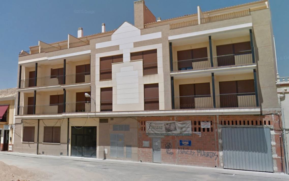 Exterior view of Building for sale in La Roda  with Community pool