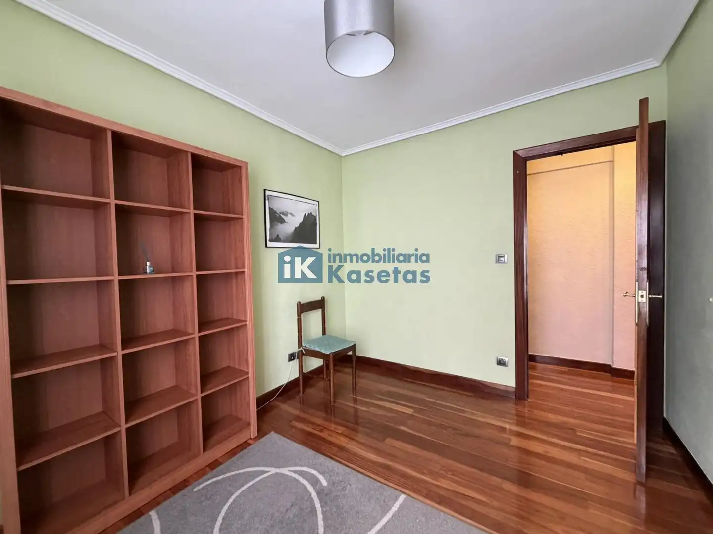 Habitación de Piso en venta en Basauri  con Calefacción y Terraza