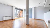 Sala d'estar de Àtic en venda en Las Rozas de Madrid amb Aire condicionat, Calefacció i Parquet