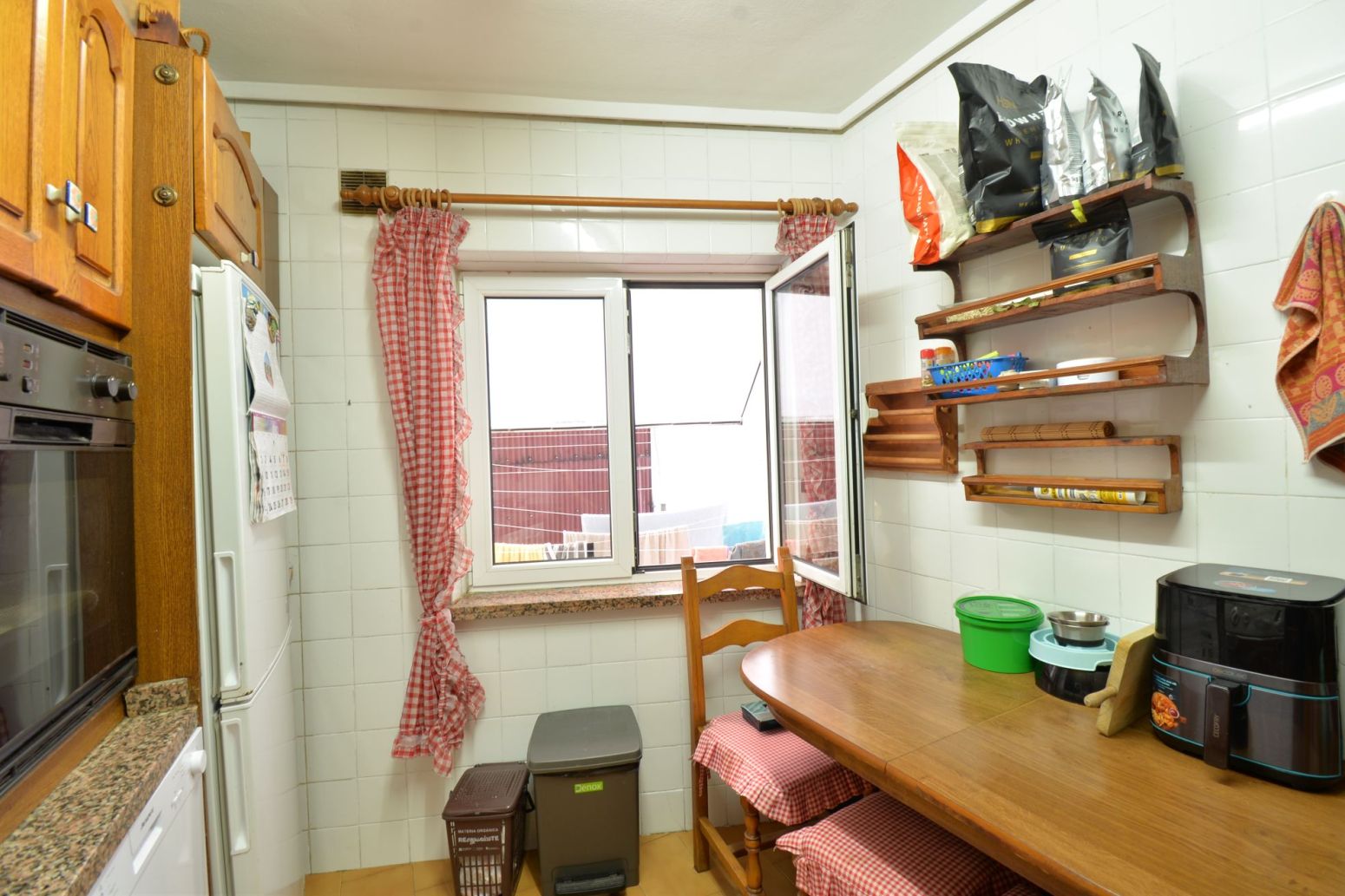 Kitchen of Flat for sale in Oviedo   with Heating, Parquet flooring and Terrace