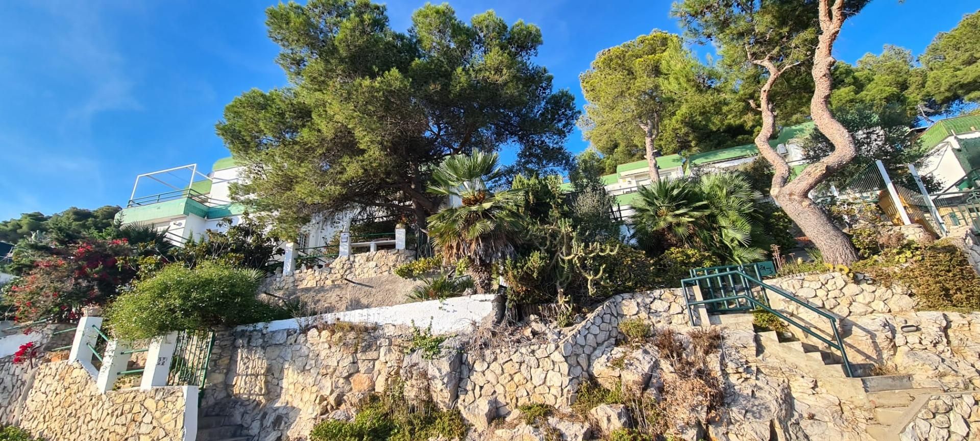 Vista exterior de Apartament en venda en Canyelles amb Aire condicionat, Calefacció i Jardí privat