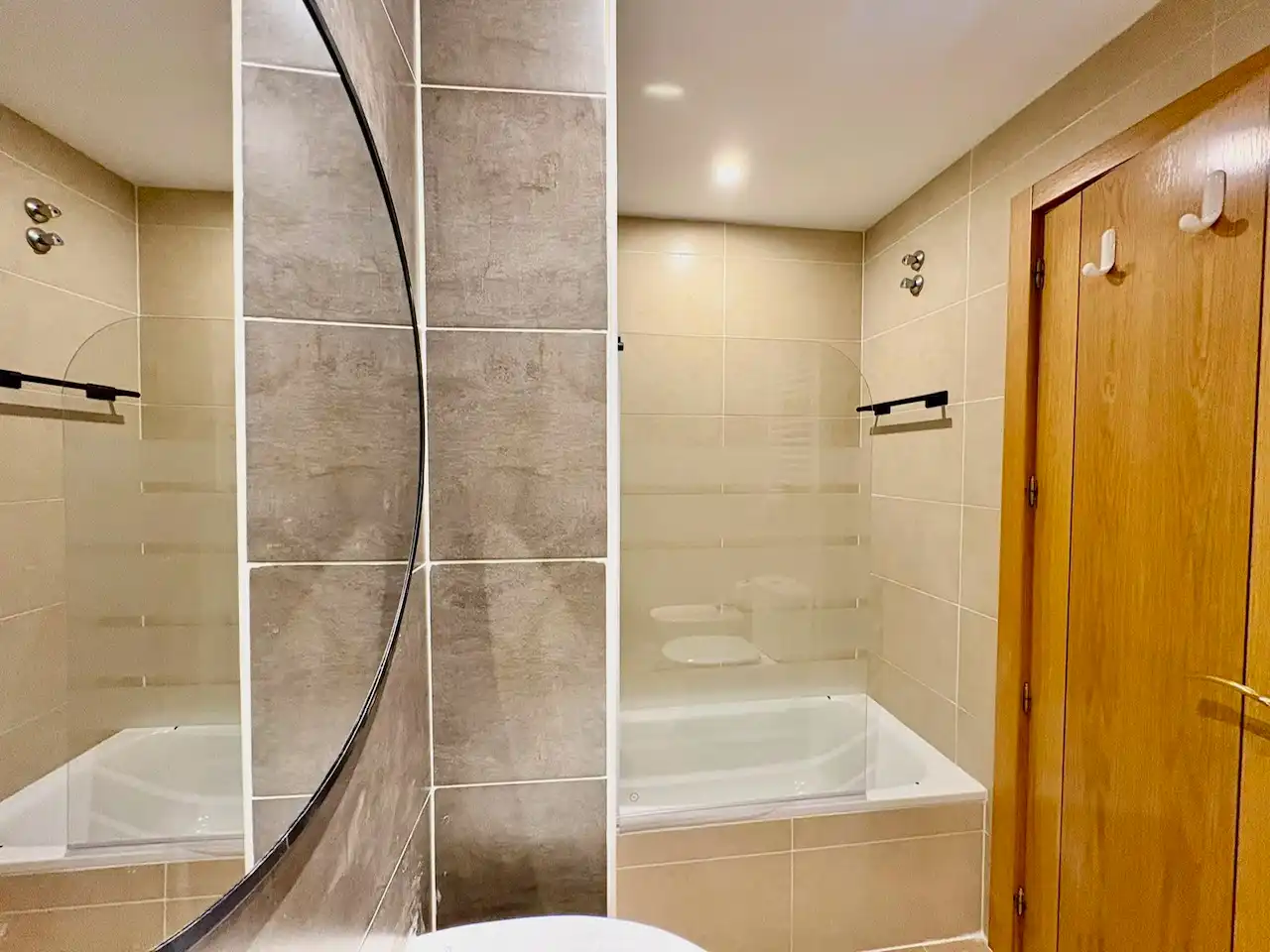 Baño de Piso de alquiler en El Álamo con Calefacción, Amueblado y Horno