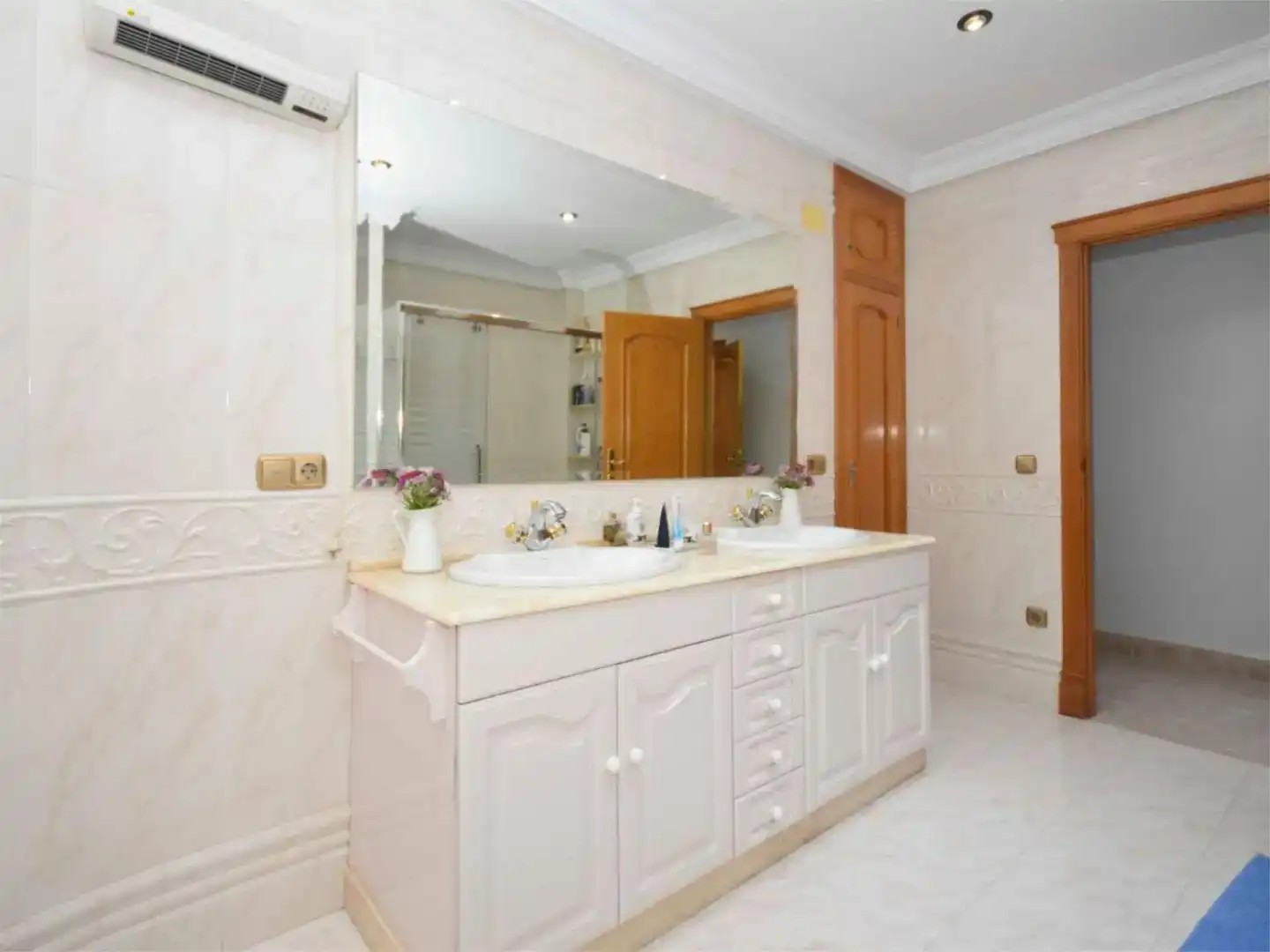 Baño de Casa o chalet en venta en Orihuela con Aire acondicionado, Piscina y Balcón