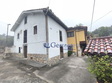 Casa amb balcó en venda a Trubia - LG PERLIN