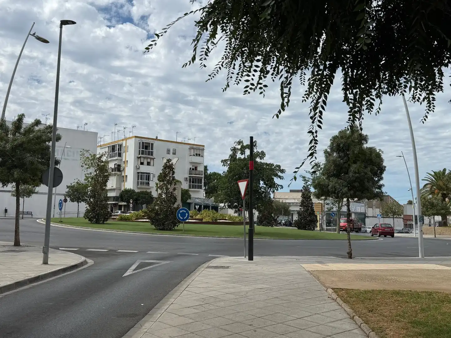 Vista exterior de Pis en venda en Dos Hermanas amb Aire condicionat, Traster i Moblat