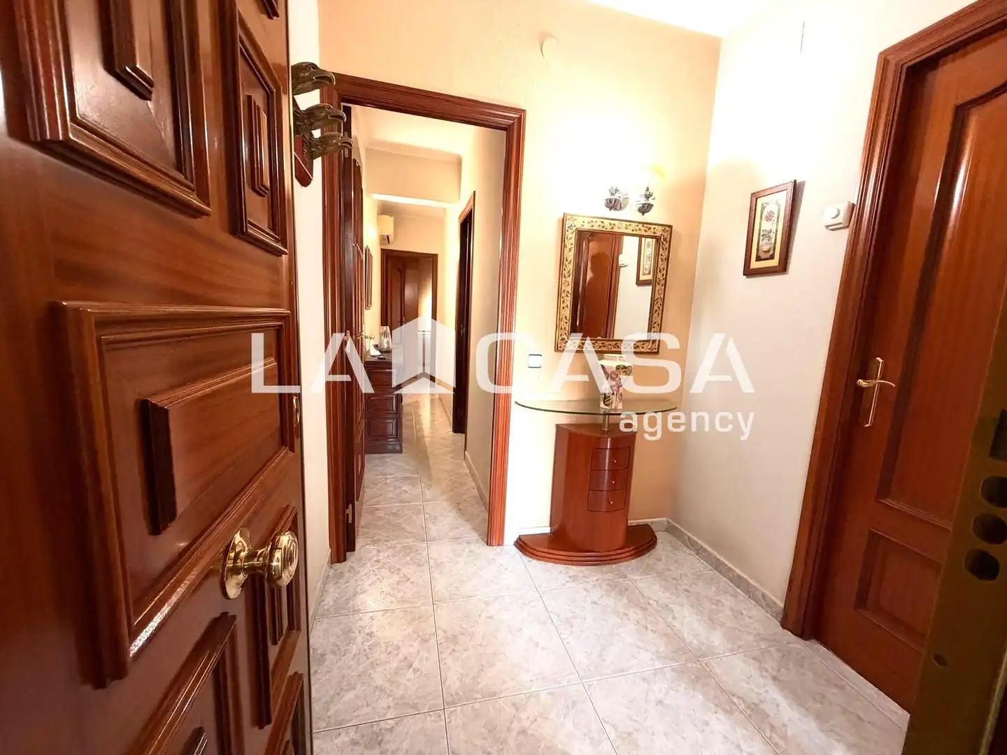 Piso con balcón en venta en Canovelles, imagen 2