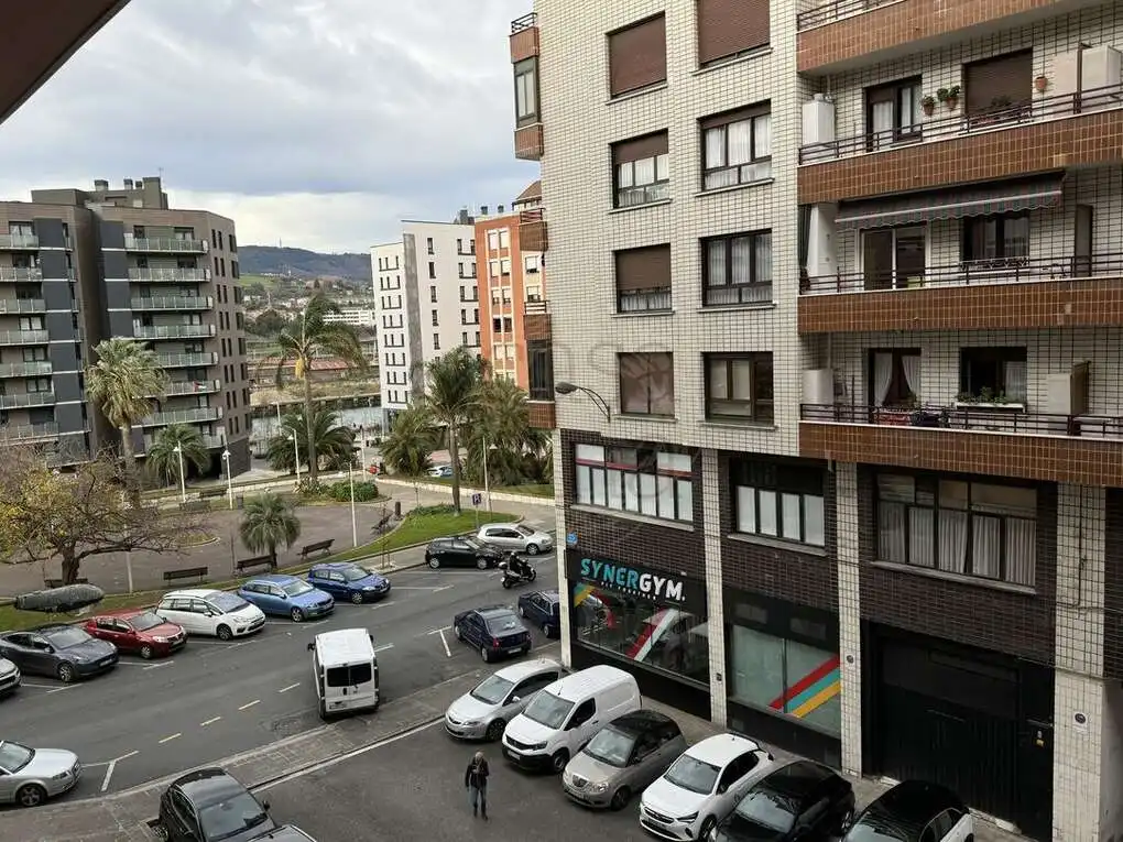 Bureau avec ascenseur à louer à Landabaso Plaza, imagen 10