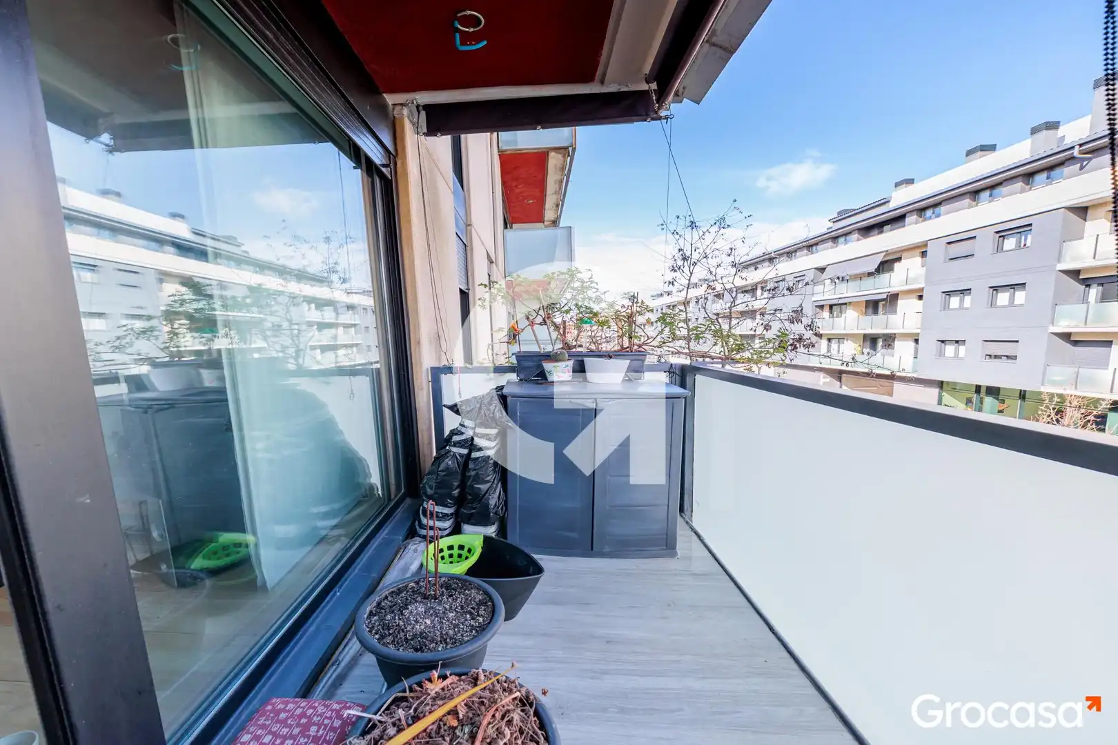 Terrassa de Pis en venda en Terrassa amb Calefacció, Traster i Piscina
