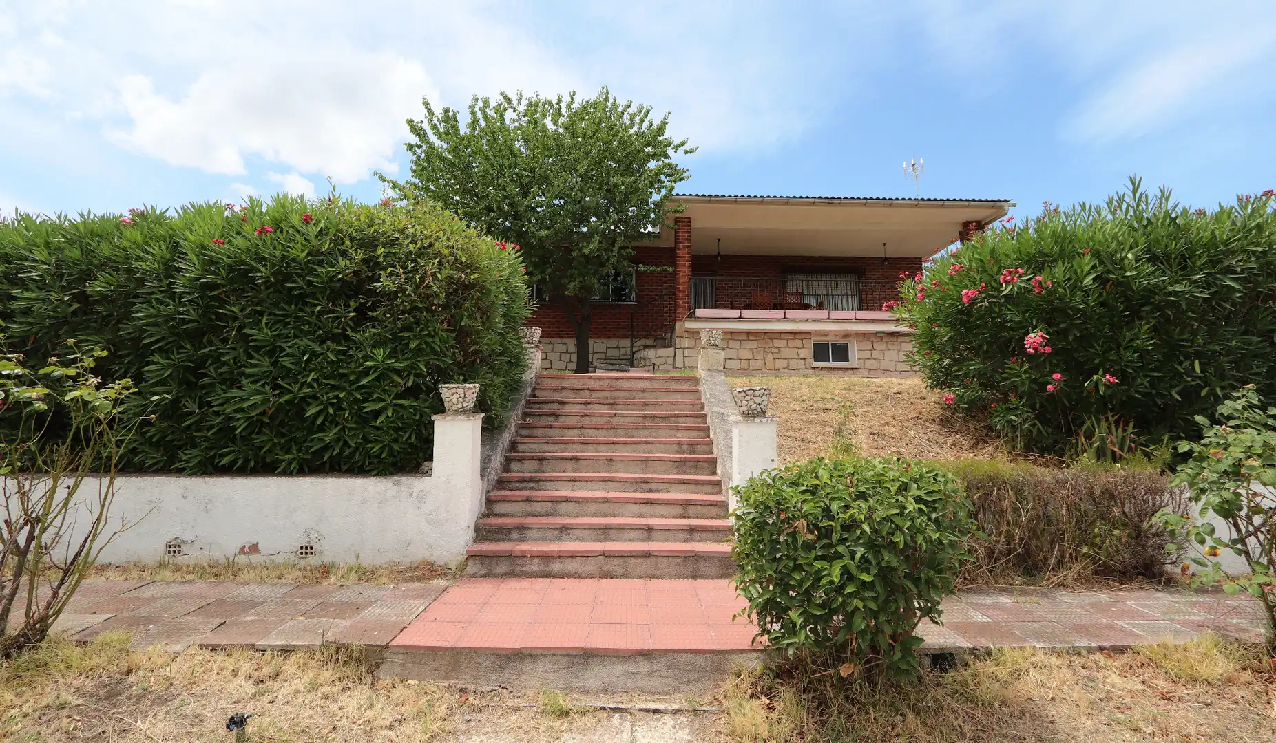 Exterior view of Houses for sale in Santa Cruz del Retamar  with Private garden, Terrace and Swimming Pool