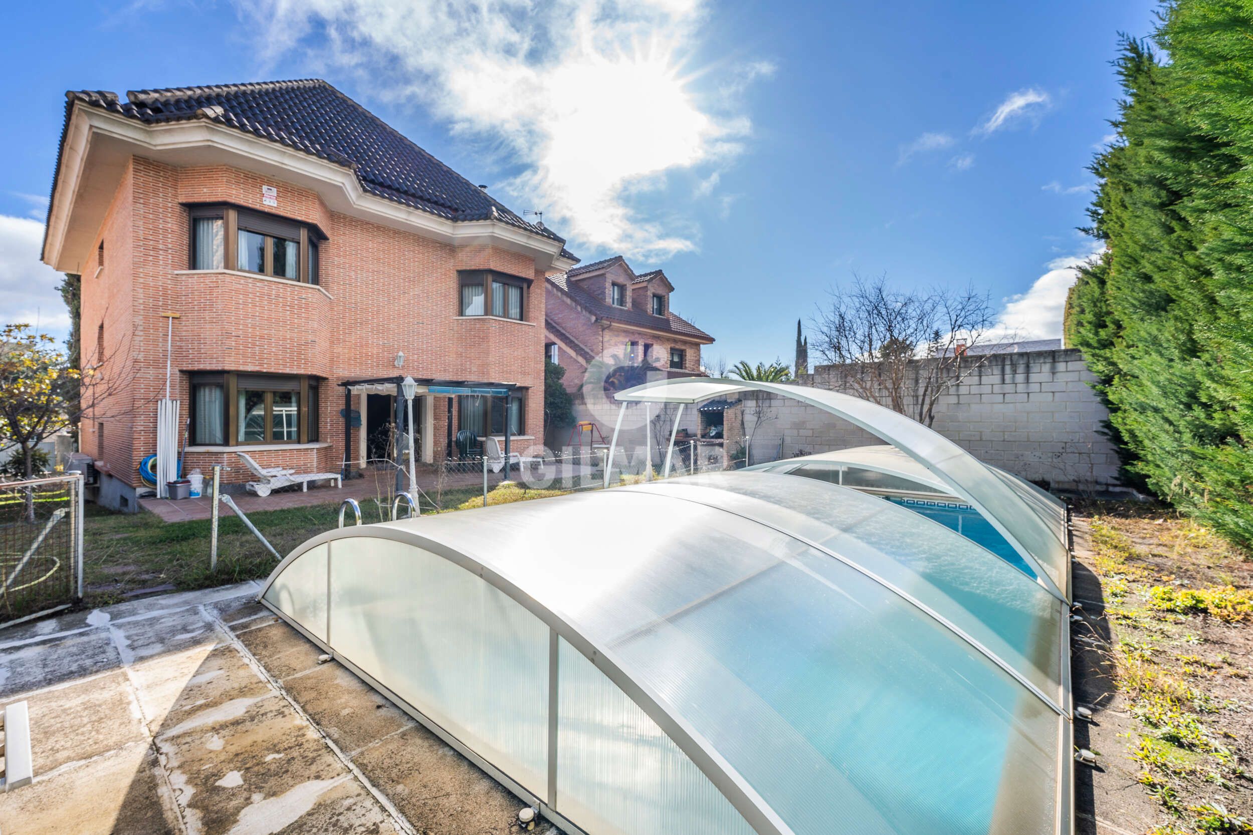 Piscina de Casa o xalet en venda en Pozuelo de Alarcón amb Calefacció, Jardí privat i Piscina