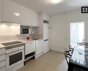 Kitchen of Flat to rent in  Barcelona Capital  with Air Conditioner, Heating and Furnished