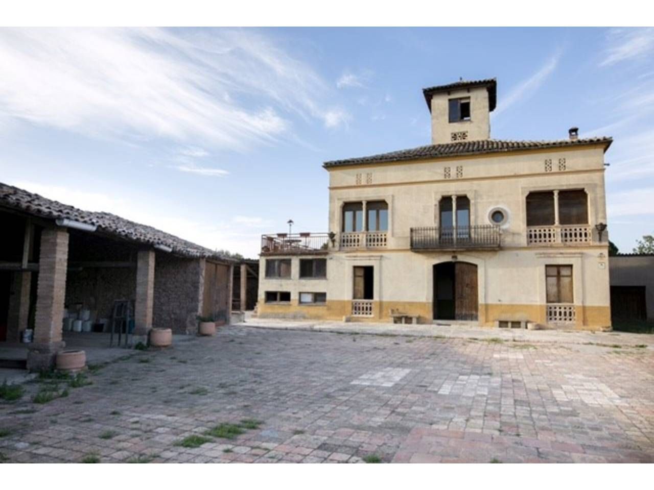 Exterior view of House or chalet for sale in Manresa  with Private garden and Swimming Pool