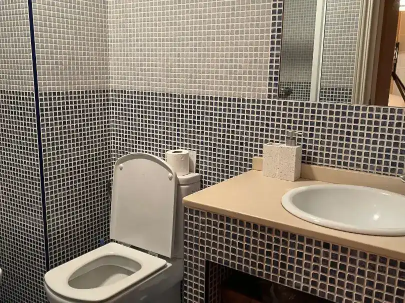 Bany de Pis de lloguer en Estepona Pueblo