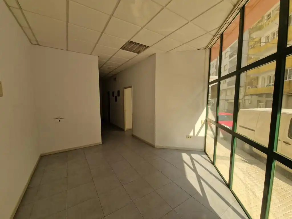 Business premises to rent in Boiro, imagen 21