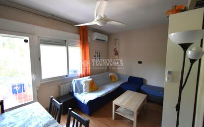 Sala d'estar de Pis en venda en  Madrid Capital amb Terrassa