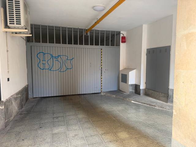 Garaje en Venta en La Llotja - Born