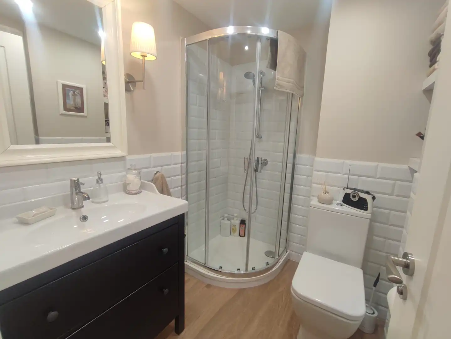 Baño de Piso en venta en Madrid con Aire acondicionado, Calefacción y Jardín privado