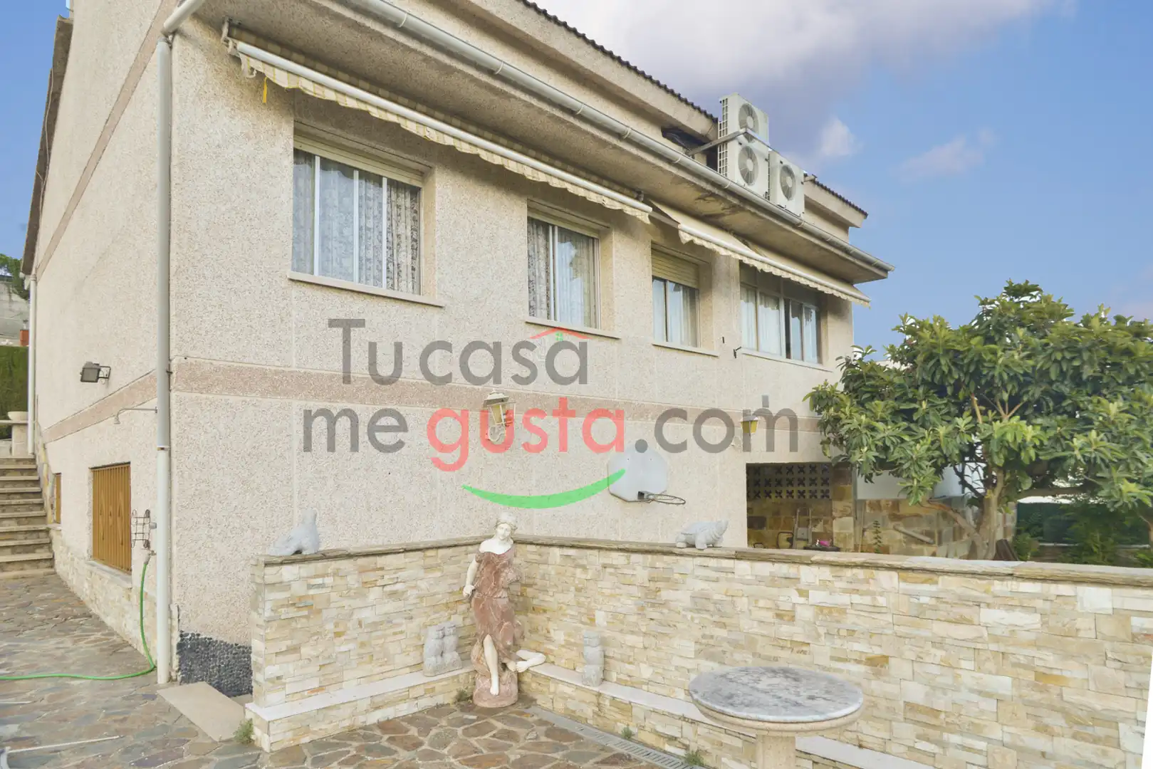 Vista exterior de Casa o xalet en venda en Abrera amb Aire condicionat, Calefacció i Jardí privat