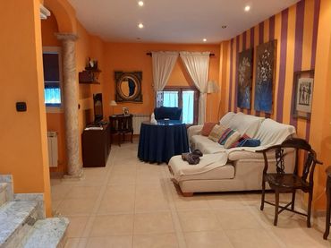 Casa con balcone in vendita a Úbeda