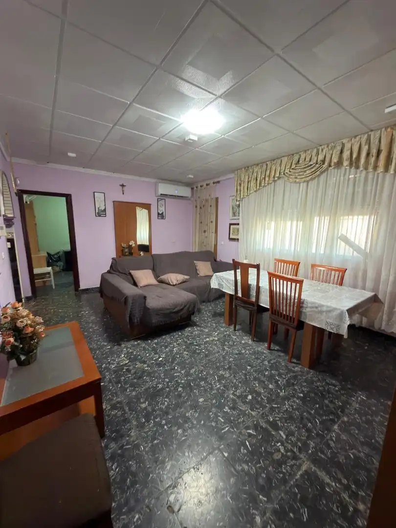 Sala d'estar de Finca rústica en venda en Utrera