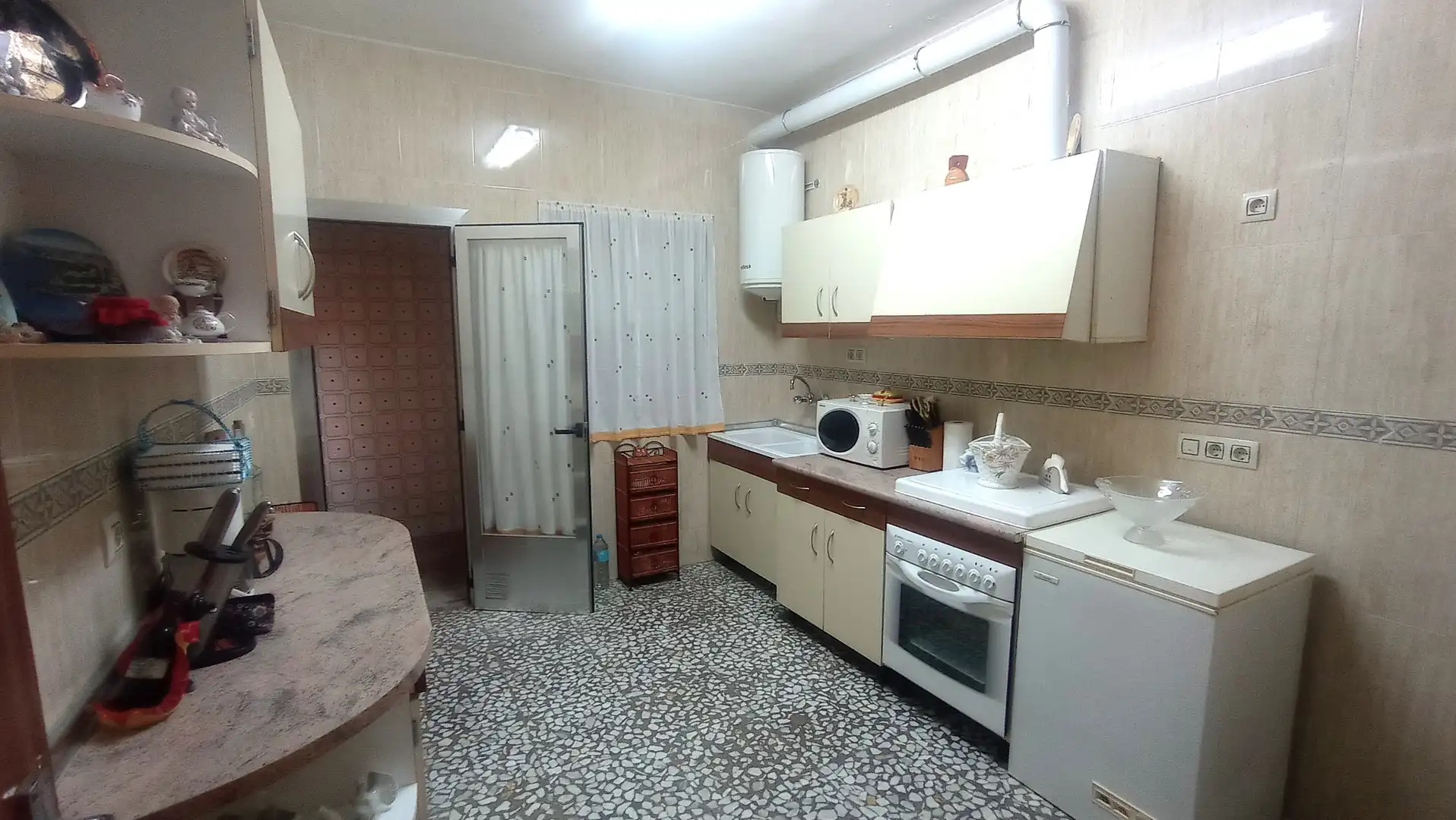 Cuina de Casa o xalet en venda en Miguelturra amb Aire condicionat, Traster i Moblat