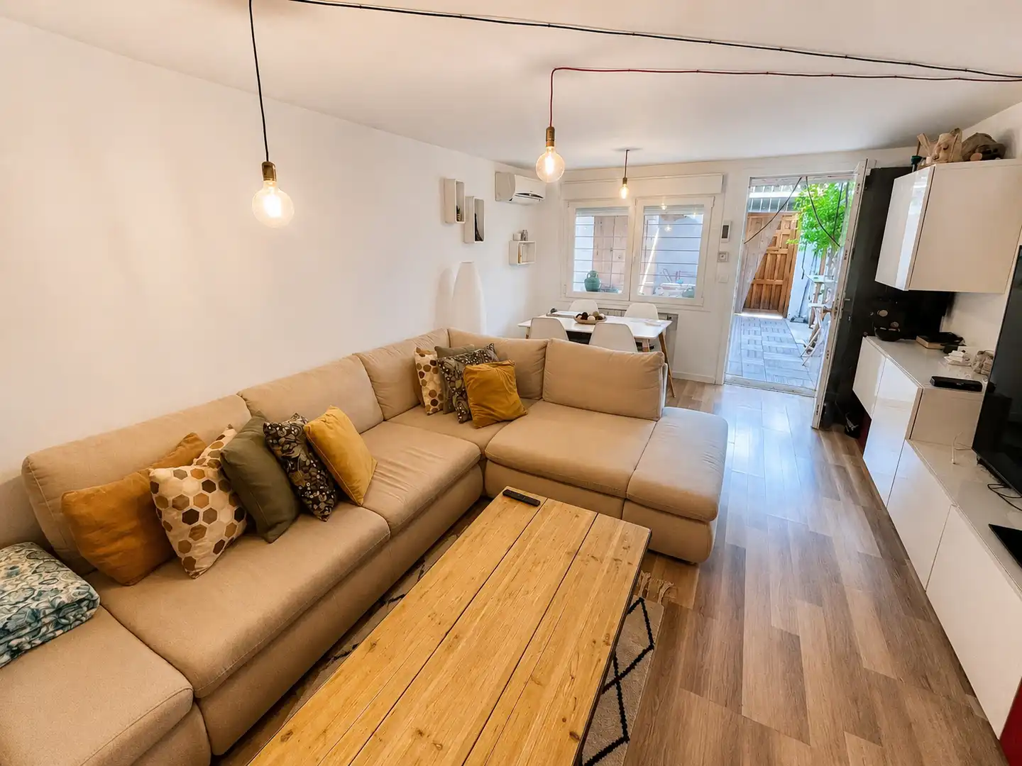 Sala de estar de Dúplex en venta en Madrid con Aire acondicionado, Calefacción y Jardín privado