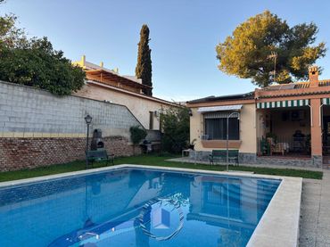 Villa à vendre à Cerros de Montequinto