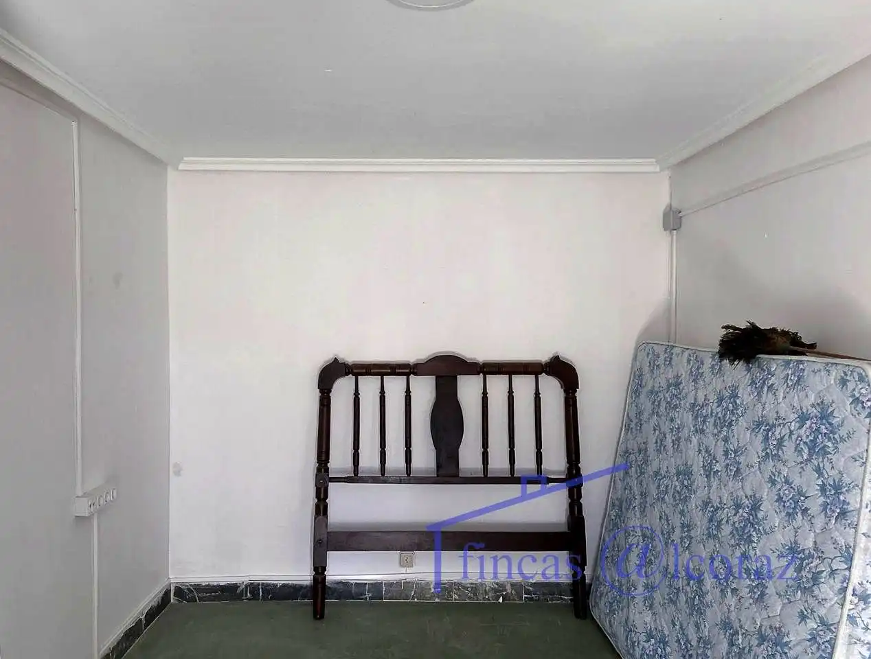 Schlafzimmer von Country house zum Verkauf in Lupiñén-Ortilla