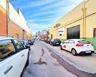 Vista exterior de Nau industrial en venda en Málaga Capital