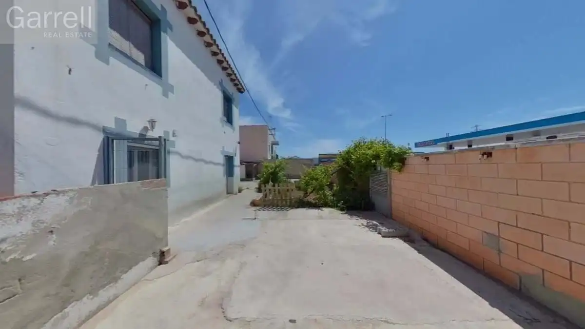 Vista exterior de Casa adosada en venda en Tarragona