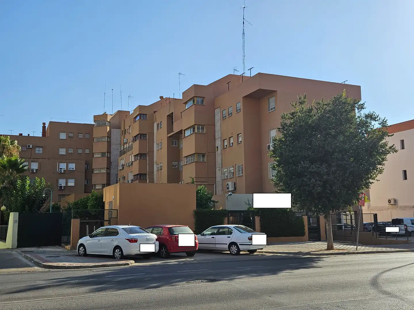 Außenansicht von Wohnung zum Verkauf in Sevilla mit Balkon