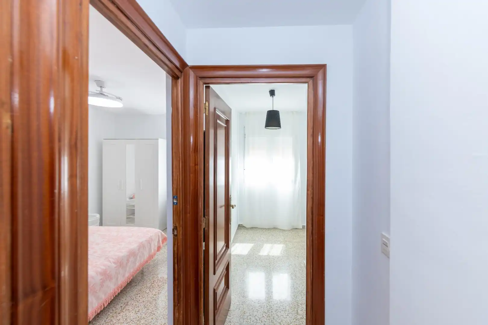Wohnung zur Miete in Granada mit Klimaanlage, Möbliert und Balkon