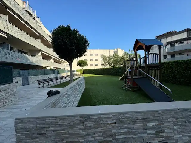 Terraza de Piso en venta en El Vendrell con Calefacción, Terraza y Piscina comunitaria