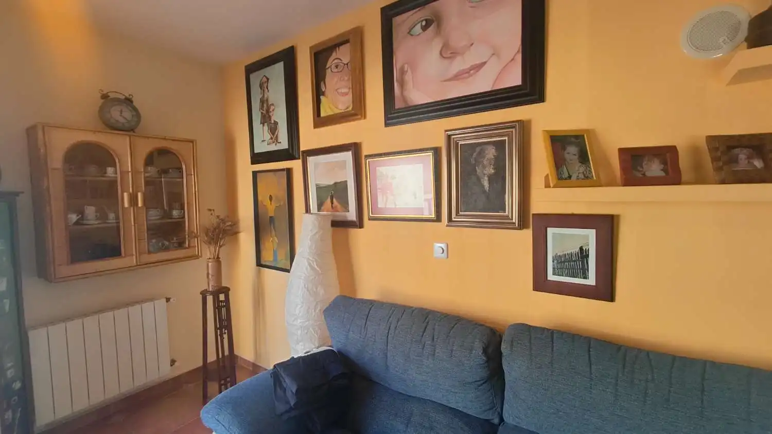 Sala de estar de Casa o chalet en venta en Pliego con Calefacción, Terraza y Amueblado