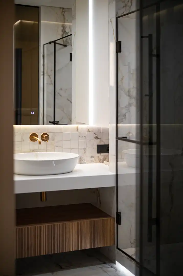 Bathroom of Flat for sale in Madrid  with Air Conditioner, Heating and Furnished