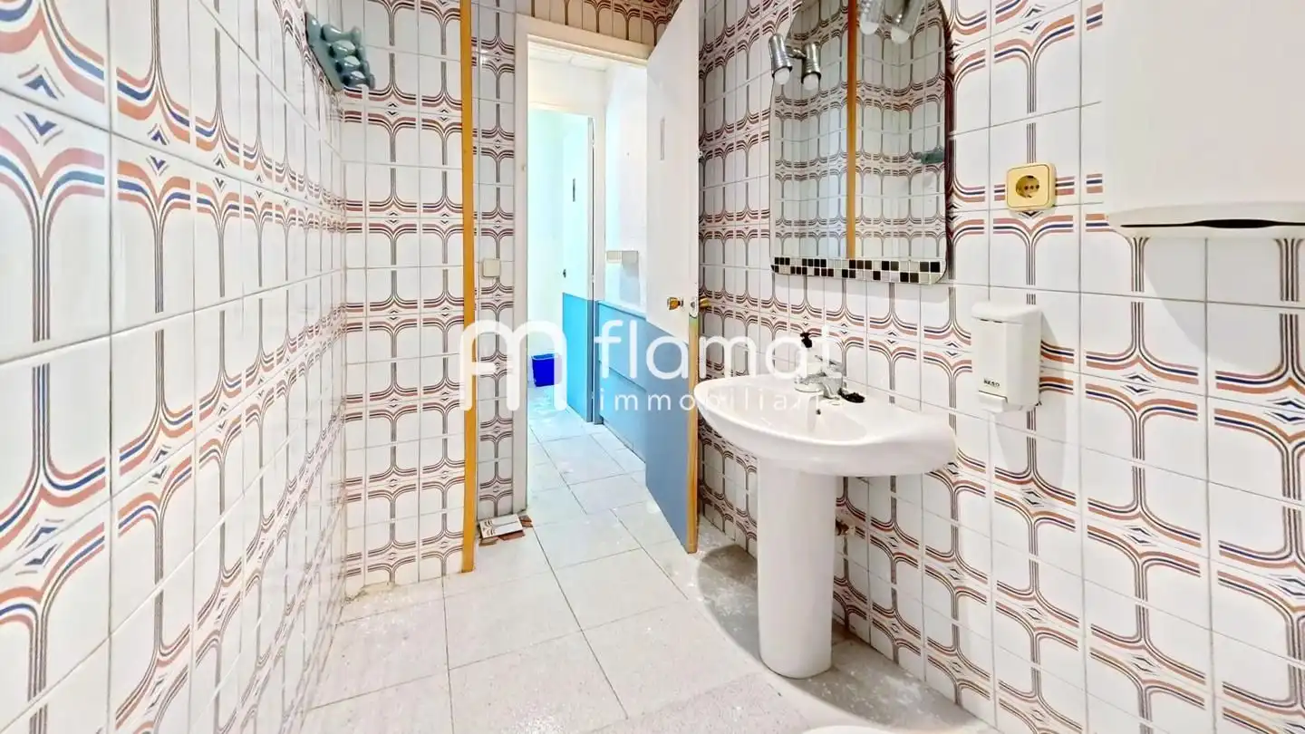 Local comercial en venta en calle de Pin i Soler, imagen 17