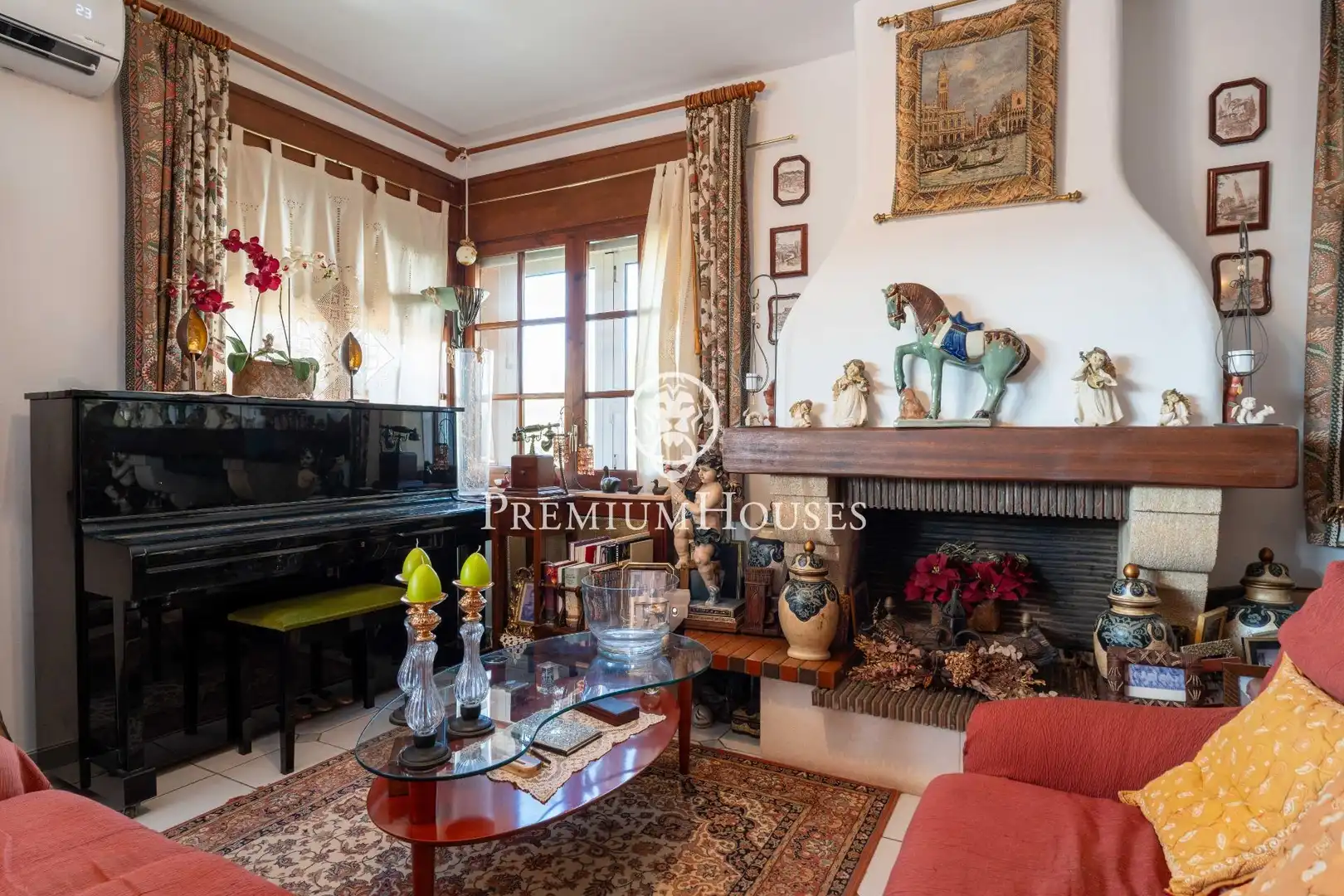 Living room of Houses for sale in Gavà  with Heating, Private garden and Terrace