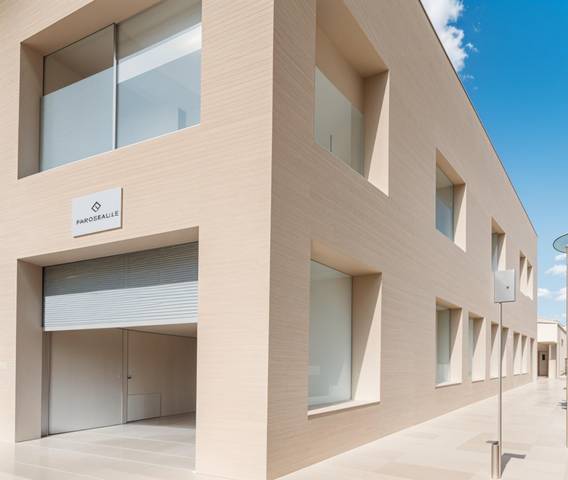 Local comercial en Alquiler en Molí de Vent