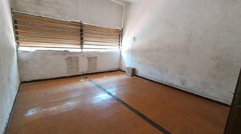 Foto 4 de Casa adosada en venda a El Besós i el Maresme, Barcelona