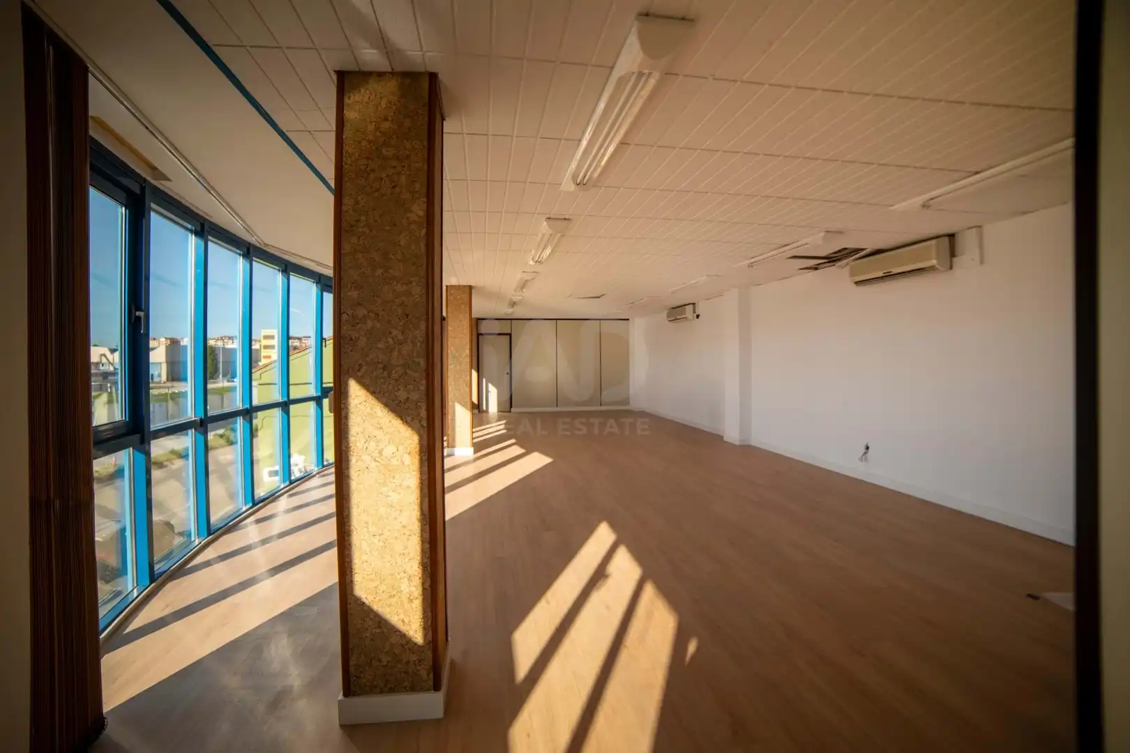 Commercial properties for rent in Siero