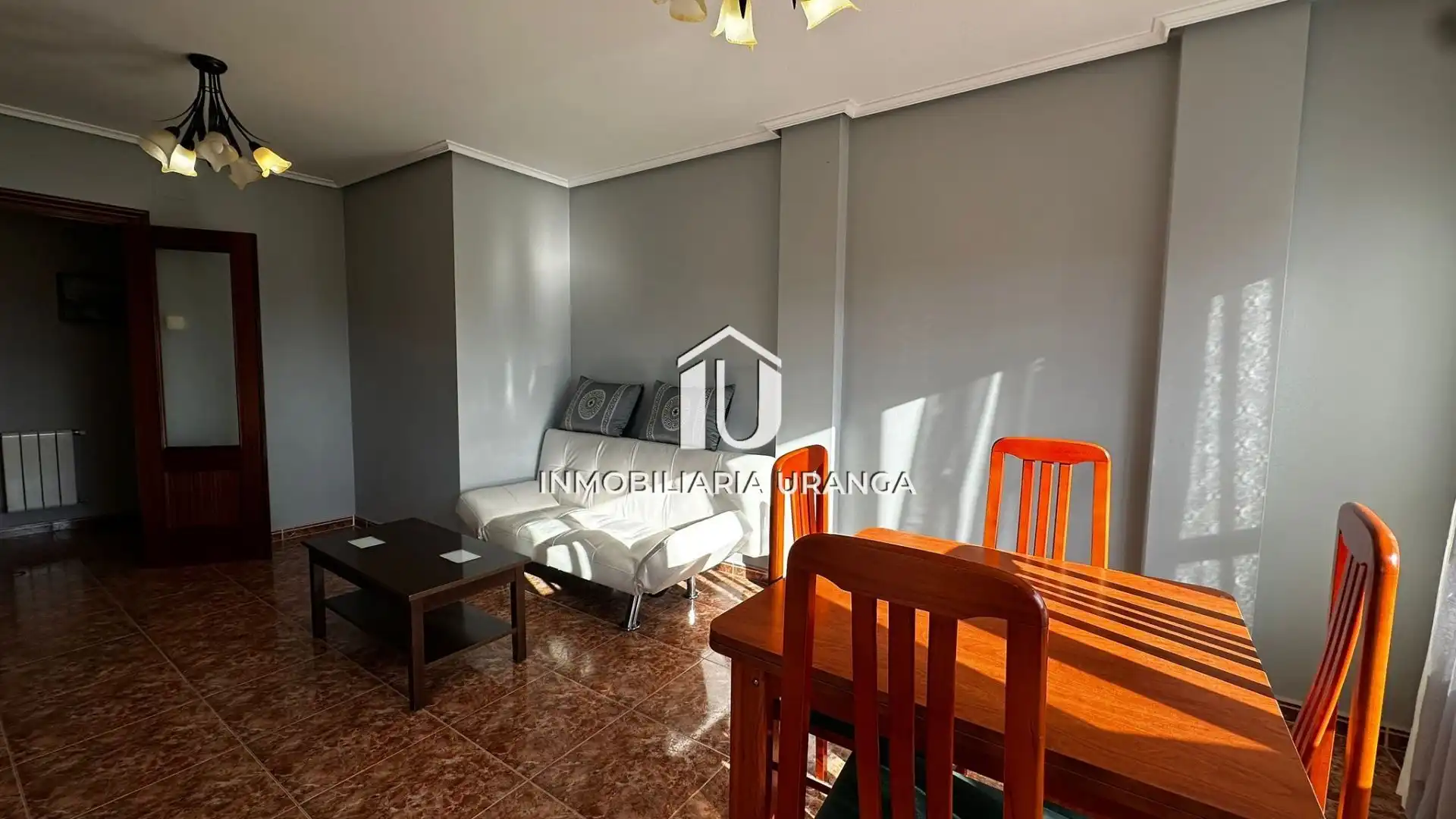 Vista exterior de Piso en venta en Bárcena de Cicero con Calefacción, Terraza y Amueblado