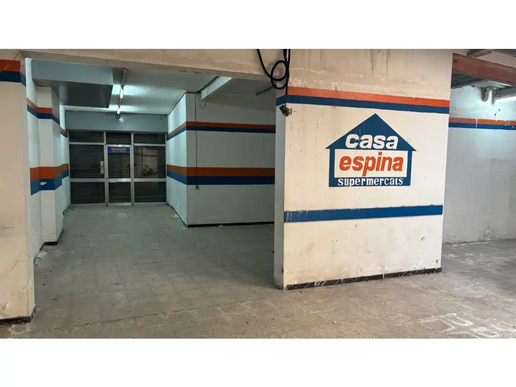 Local en venda a Calle Arnald De Corco, Manlleu