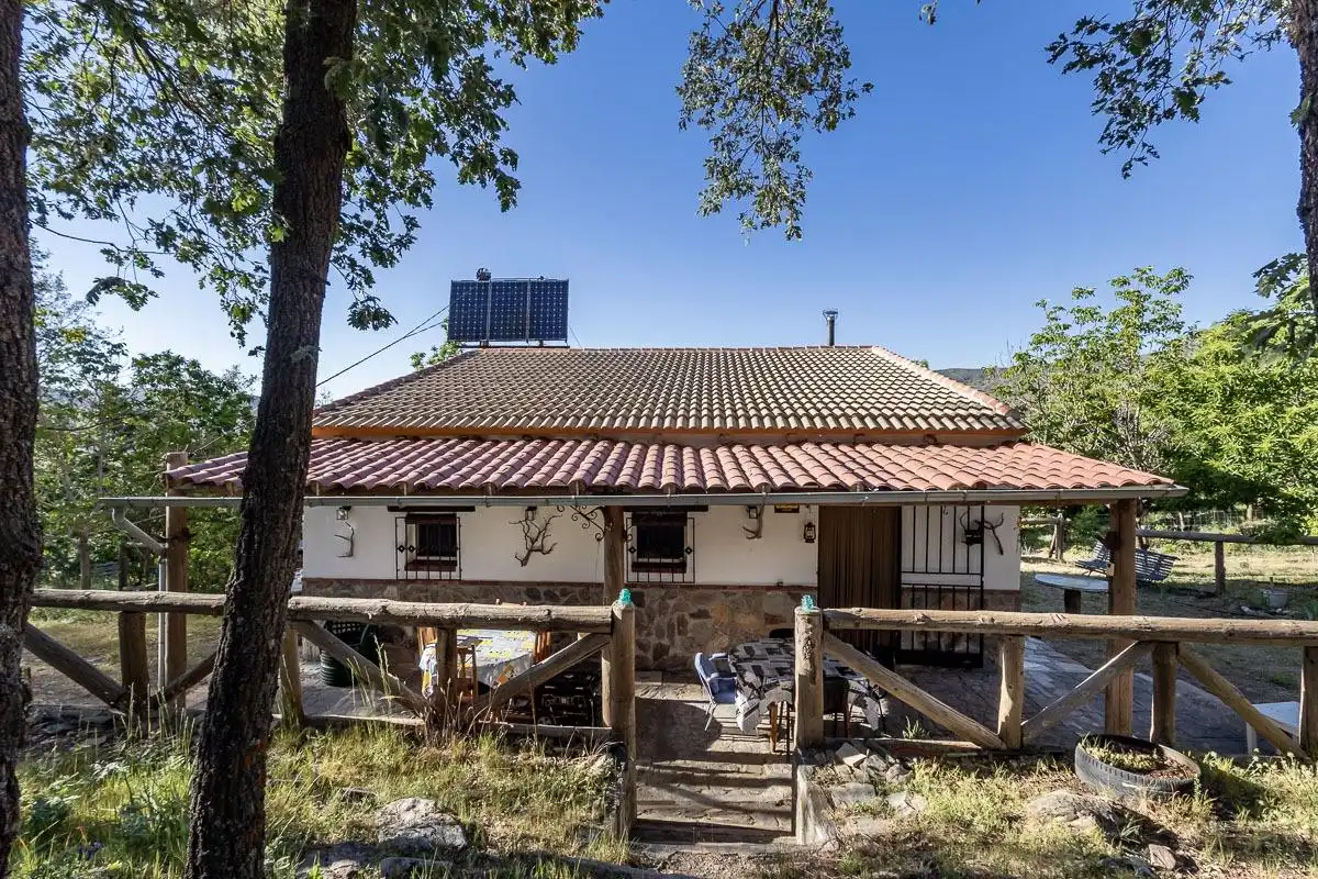 Vista exterior de Finca rústica en venta en Güéjar Sierra