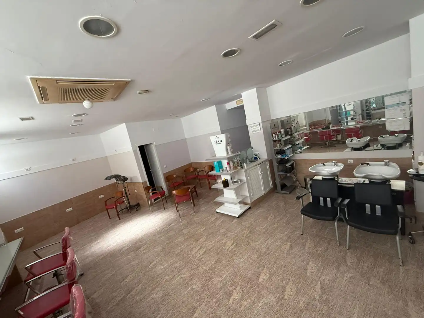 Geschaftsraum zum Verkauf in Cádiz