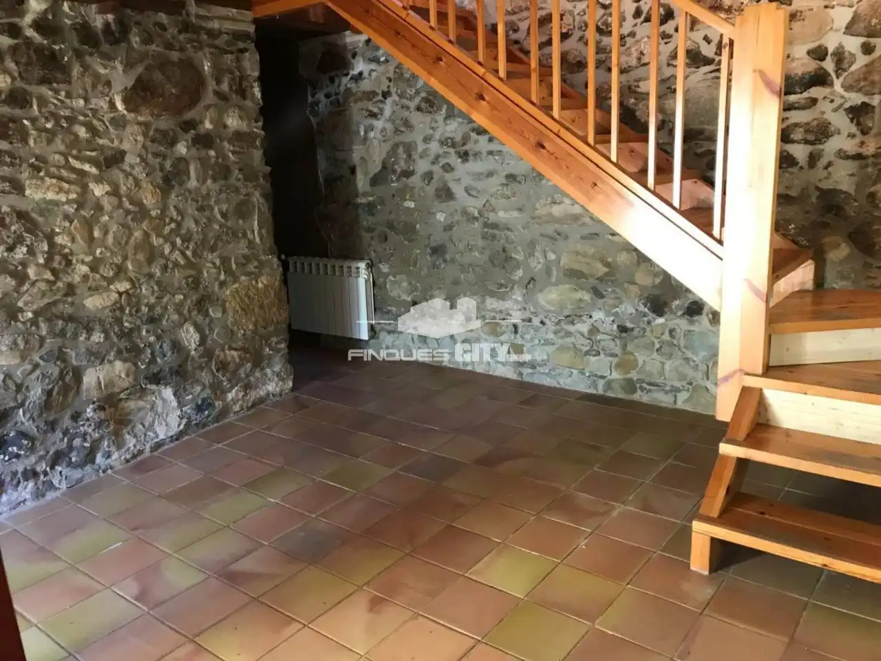 Country homes for sale in Sant Aniol de Finestres  with Air Conditioner, Heating and Private garden