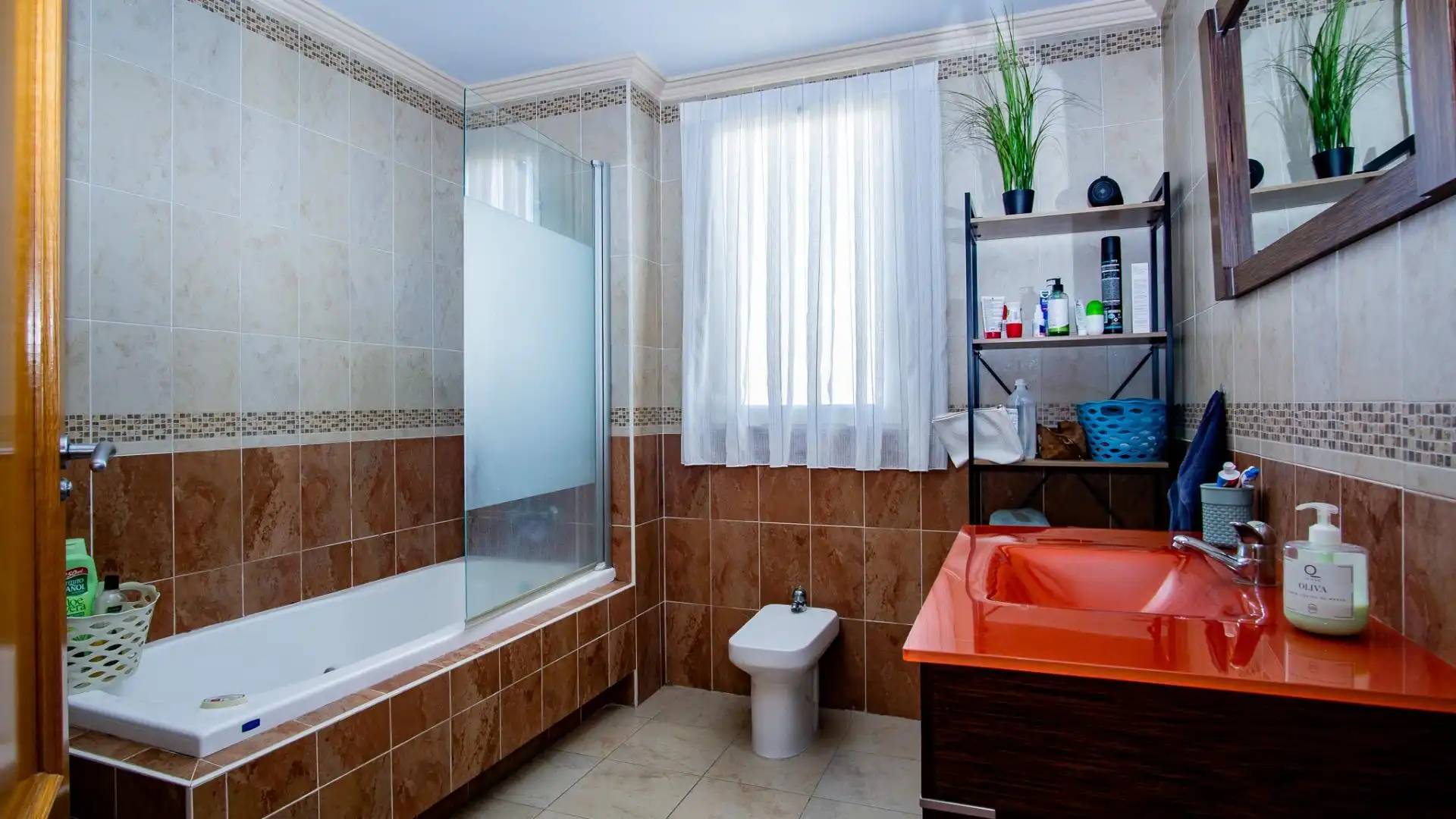 Baño de Casa adosada en venta en Petrer, Alicante
